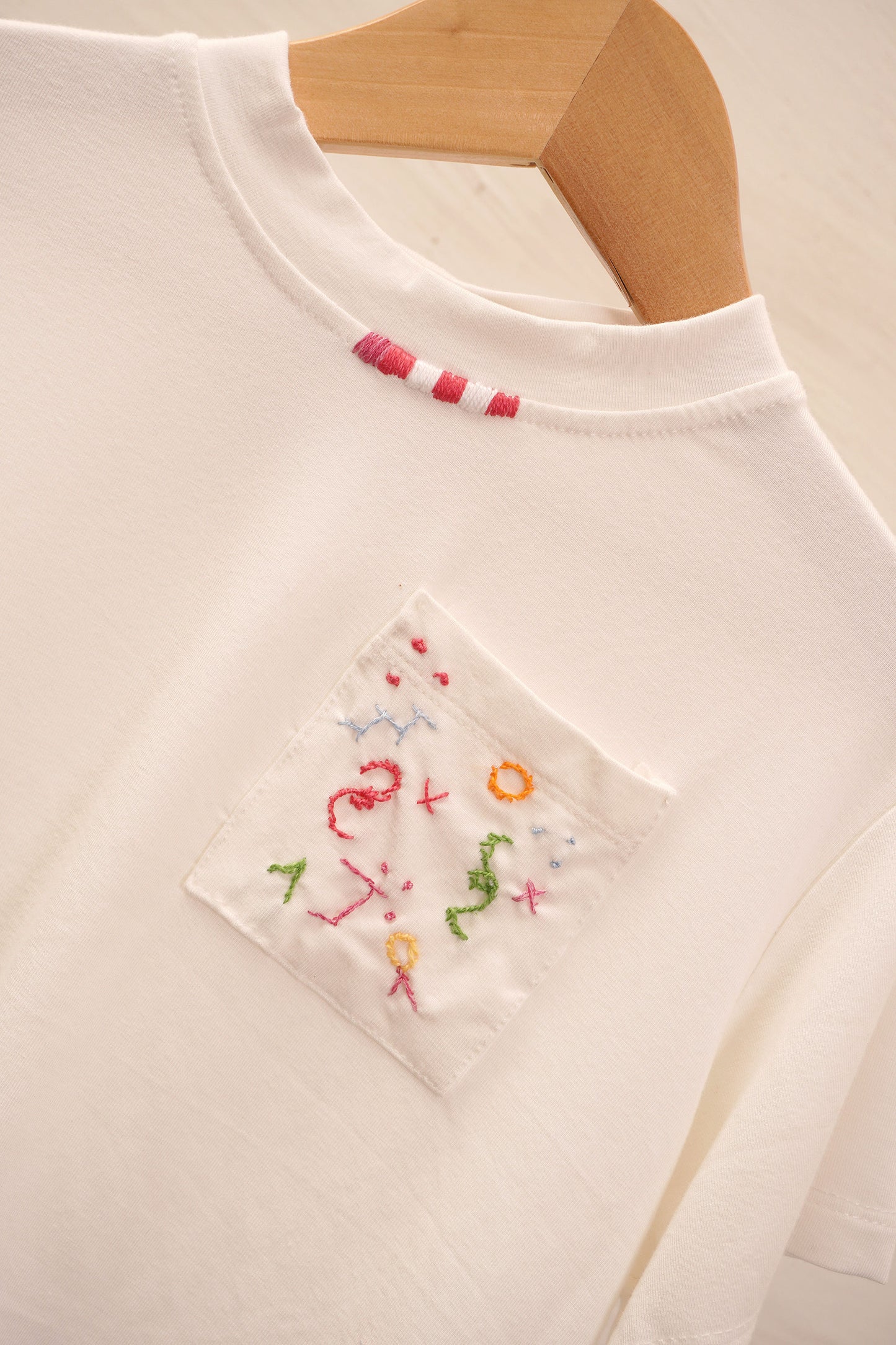CROP  Top Magic Stitches